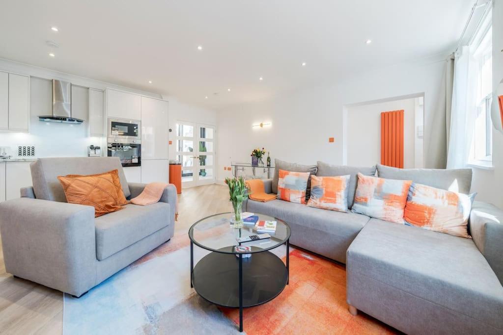 Villa House 10 Mins To Tower Bridge Hot Tub & Parking London Exterior foto