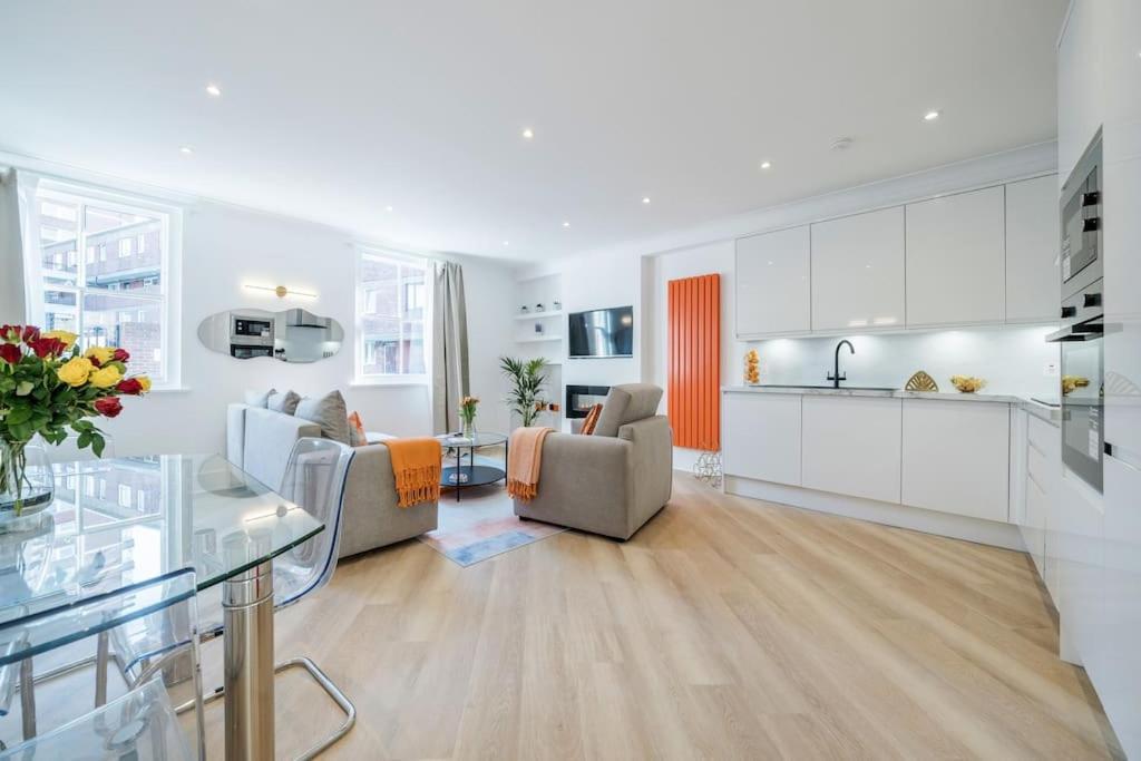 Villa House 10 Mins To Tower Bridge Hot Tub & Parking London Exterior foto