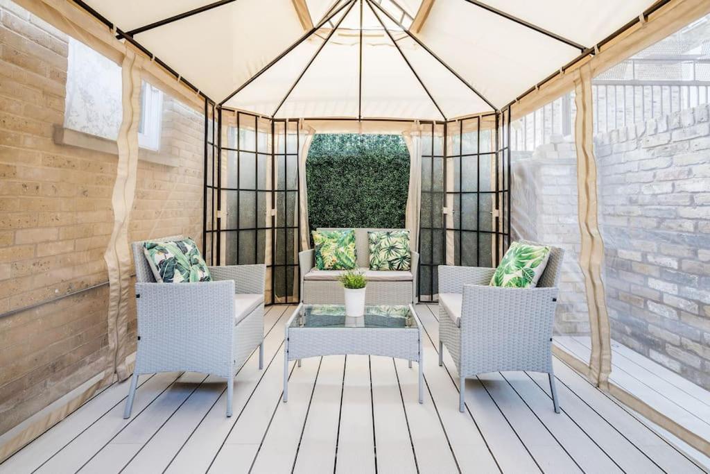 Villa House 10 Mins To Tower Bridge Hot Tub & Parking London Exterior foto