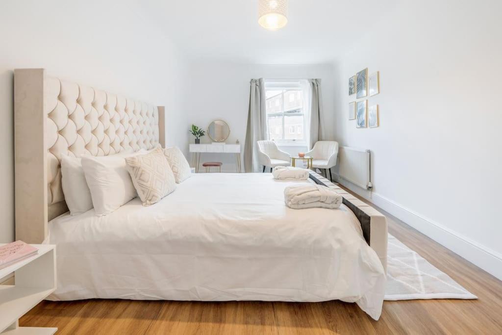 Villa House 10 Mins To Tower Bridge Hot Tub & Parking London Exterior foto
